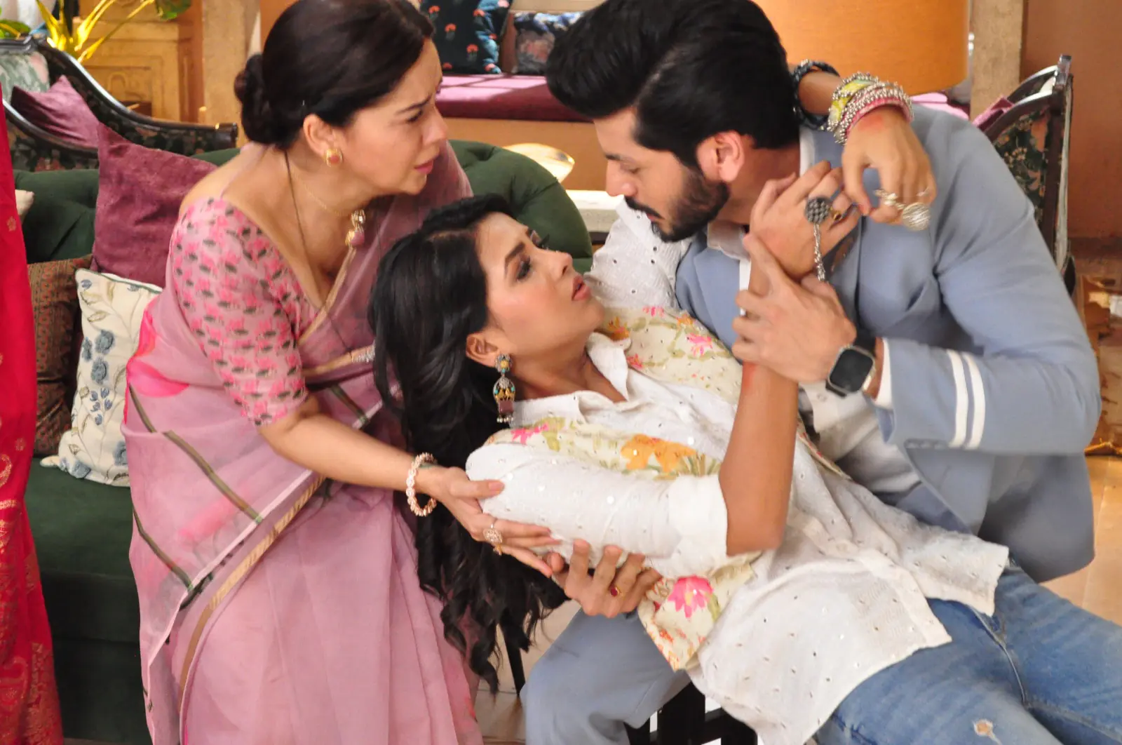 Pukaar-Dil Se Dil Tak: Sagar's Mistake Leads to Koel's Allergy